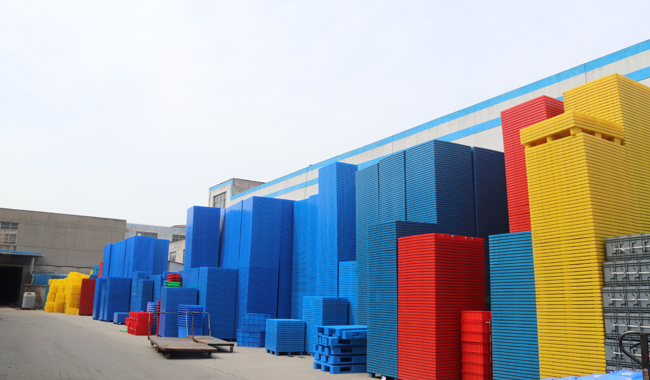 江蘇哪里生產塑料托盤？