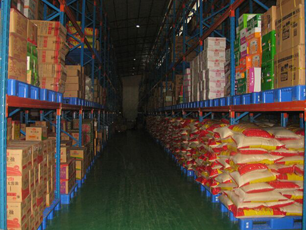 塑料托盤食品倉庫應(yīng)用案例